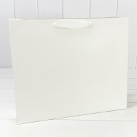 Пакет подарочный Белый 39,5*33*12 230г 1/20 1/80 Арт: 000200AA